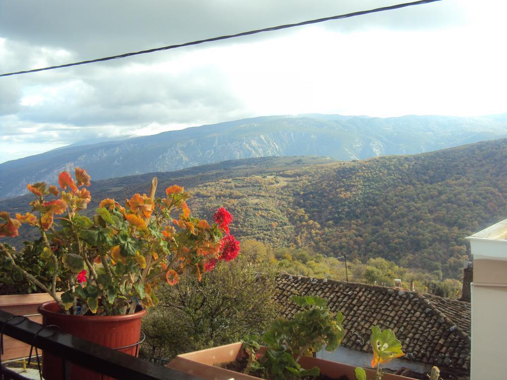 Vassilis Guesthouse Rapsáni Camera foto