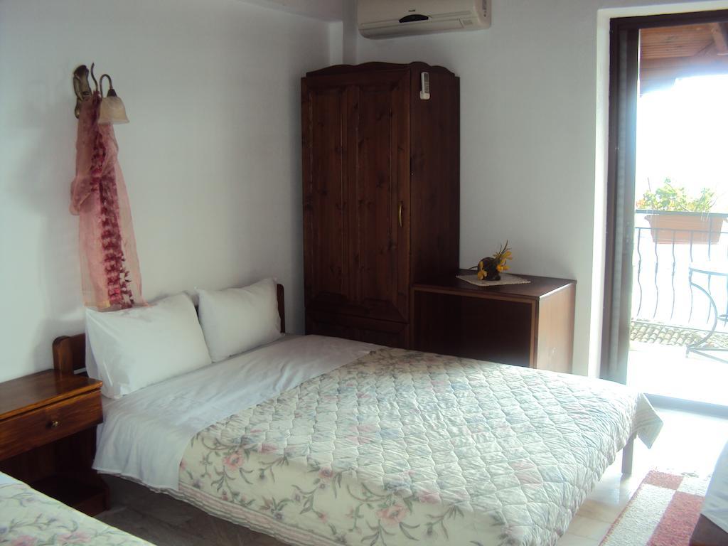 Vassilis Guesthouse Rapsáni Camera foto